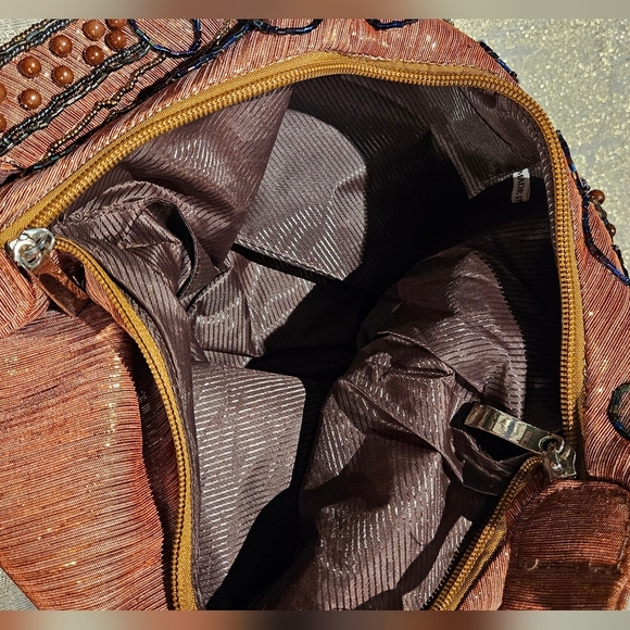 Beaded handbag - Picture 2 of 5